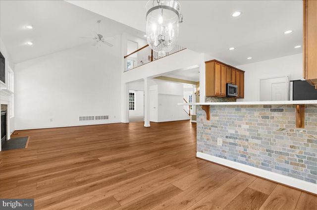 5 TREMONT DR, Millersville, MD 21108