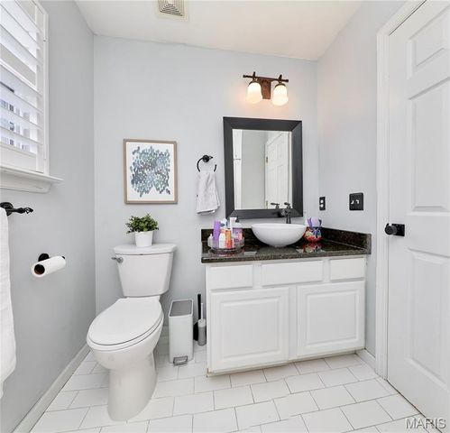 15207 Cambridge Terrace Court, Chesterfield, MO 63017