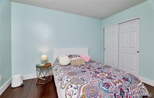 15207 Cambridge Terrace Court, Chesterfield, MO 63017