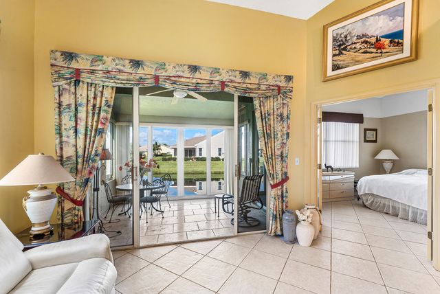 111 N North Lakeshore Drive, Hypoluxo, FL 33462