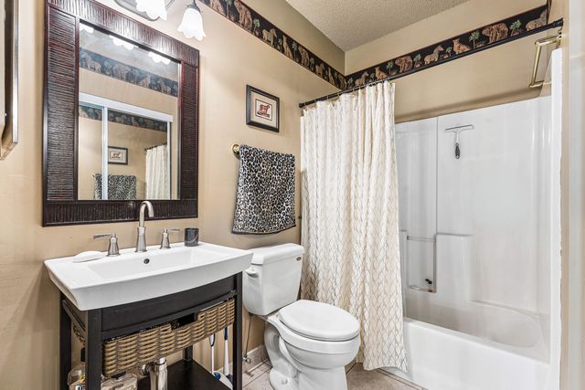 111 N North Lakeshore Drive, Hypoluxo, FL 33462