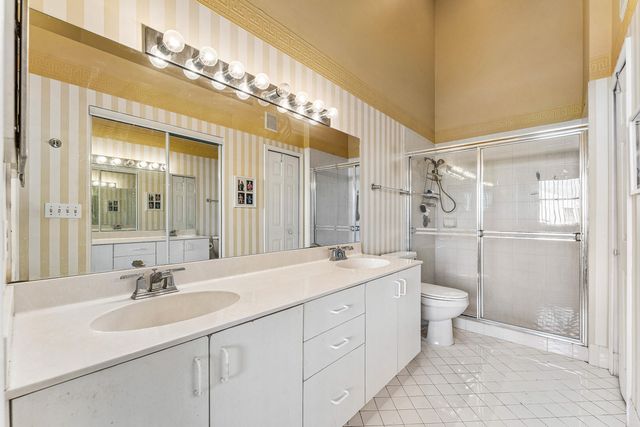 111 N North Lakeshore Drive, Hypoluxo, FL 33462