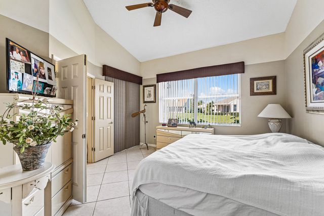 111 N North Lakeshore Drive, Hypoluxo, FL 33462