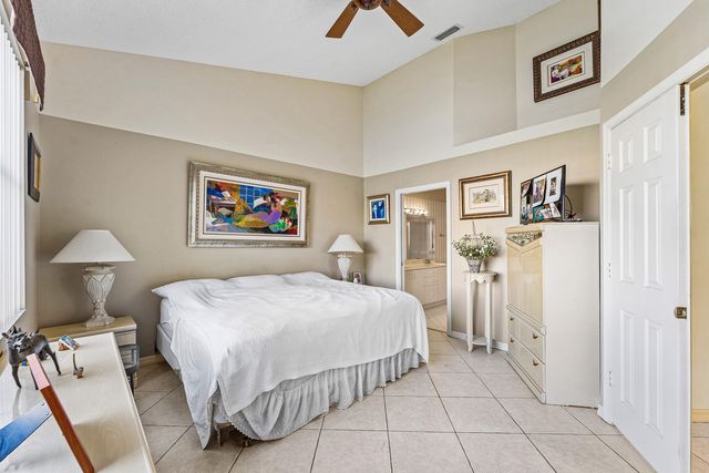 111 N North Lakeshore Drive, Hypoluxo, FL 33462