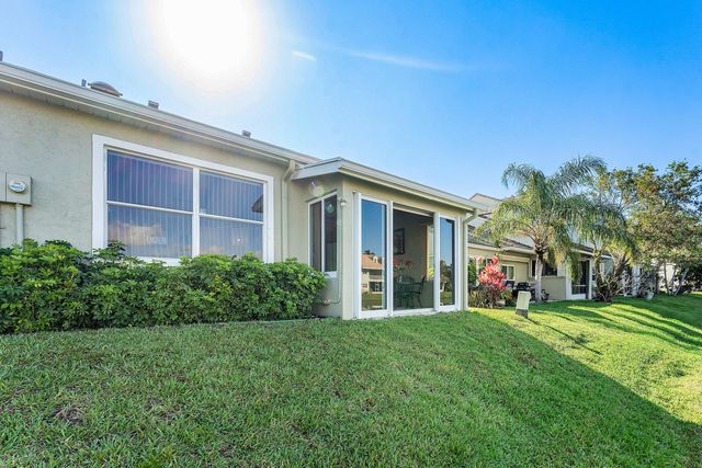 111 N North Lakeshore Drive, Hypoluxo, FL 33462