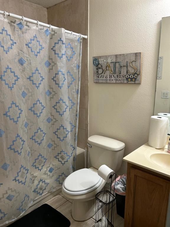 Image 17 of property listing at 110 TYSON COURT, Oviedo, FL 32765