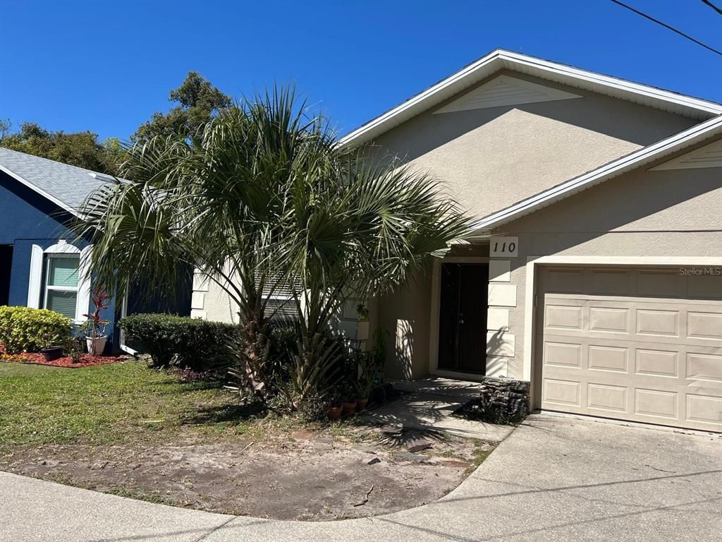 Image 2 of property listing at 110 TYSON COURT, Oviedo, FL 32765