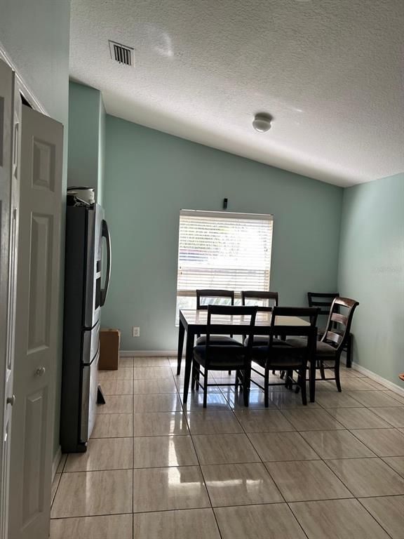 Image 8 of property listing at 110 TYSON COURT, Oviedo, FL 32765