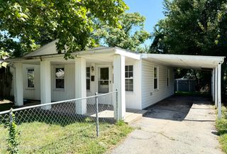5210 Delaware Dr, Louisville, KY 40218