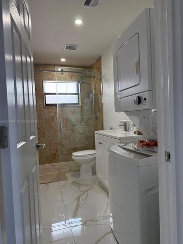 208 NW 7th St 1-2, Hallandale Beach, FL 33009