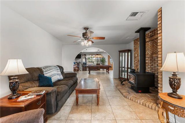 4710 W Avenue K10, Lancaster, CA 93536