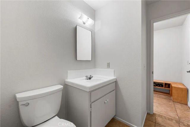 4710 W Avenue K10, Lancaster, CA 93536