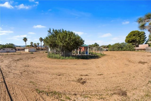 4710 W Avenue K10, Lancaster, CA 93536