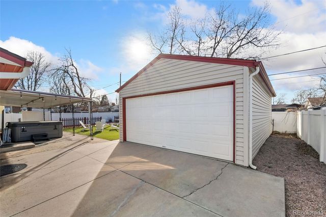 5533 Raritan Way, Denver, CO 80221