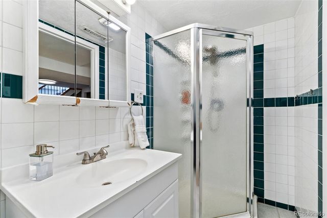 5533 Raritan Way, Denver, CO 80221