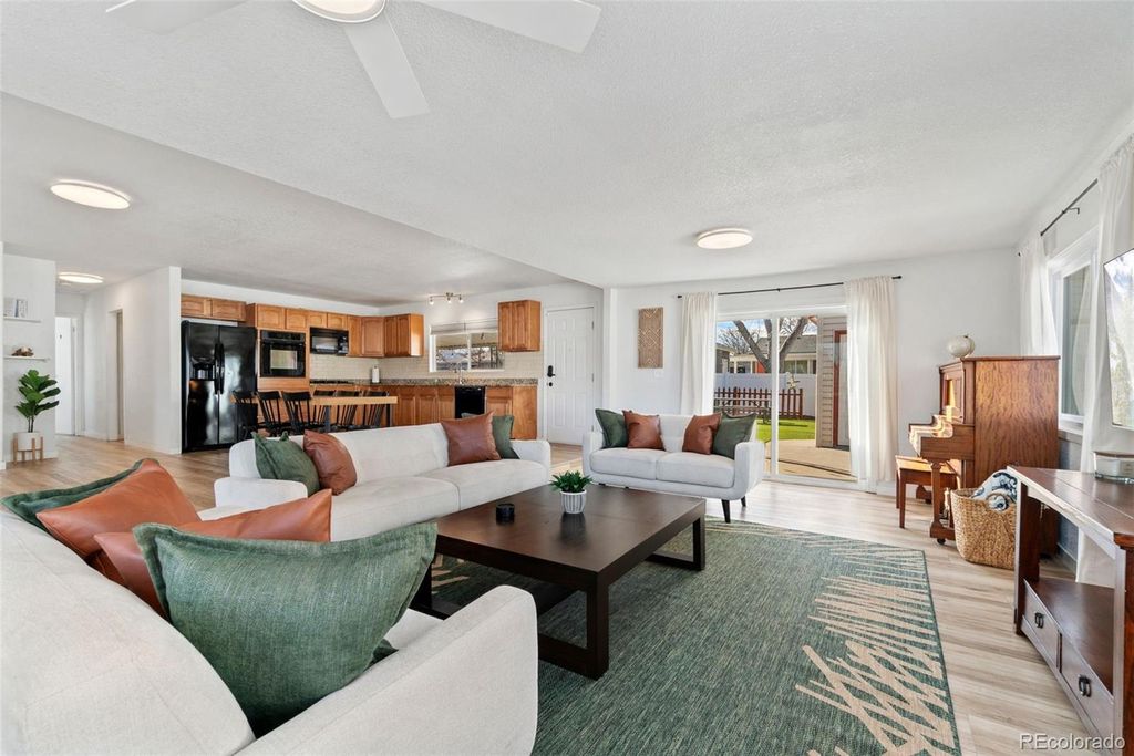 5533 Raritan Way, Denver, CO 80221