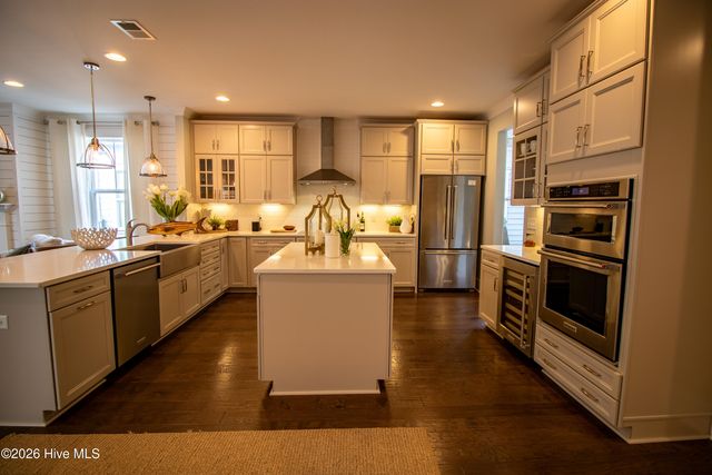 9095 Devaun Park Boulevard SW, Calabash, NC 28467