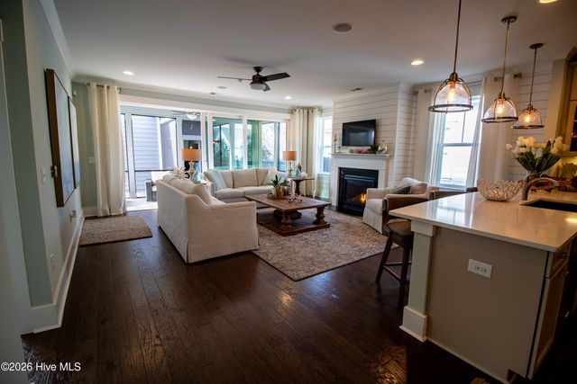 9095 Devaun Park Boulevard SW, Calabash, NC 28467