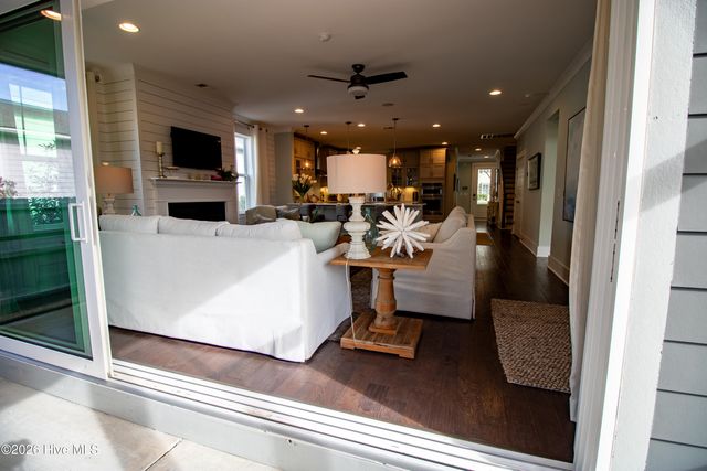 9095 Devaun Park Boulevard SW, Calabash, NC 28467