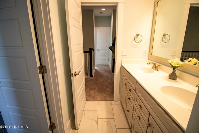 9095 Devaun Park Boulevard SW, Calabash, NC 28467