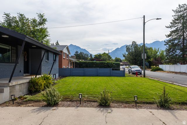 661 E WYANDOTTE AVE, Sandy, UT 84070