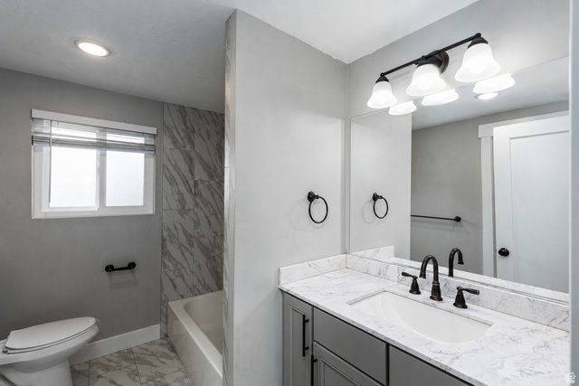 661 E WYANDOTTE AVE, Sandy, UT 84070