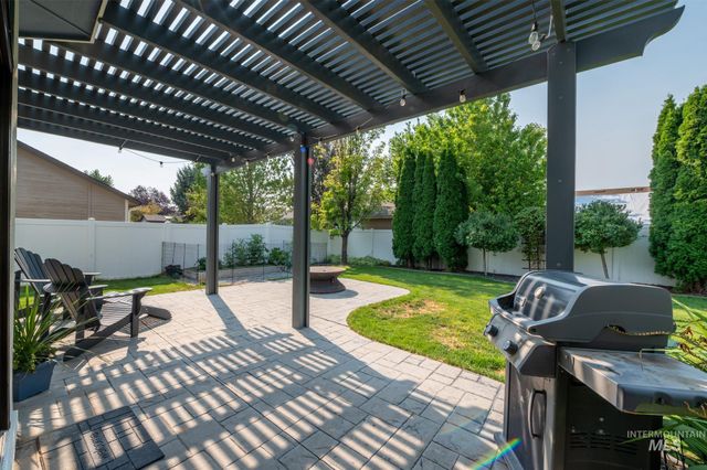 1031 Park Ave, Kimberly, ID 83341