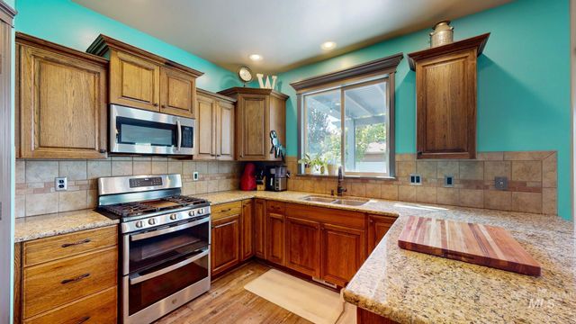 1031 Park Ave, Kimberly, ID 83341
