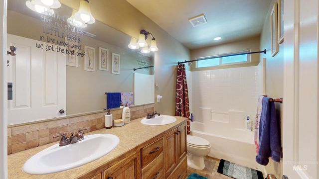 1031 Park Ave, Kimberly, ID 83341