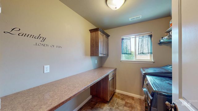 1031 Park Ave, Kimberly, ID 83341