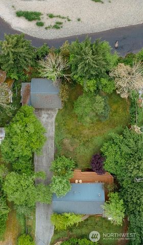 17631 Old Barn Road SE, Yelm, WA 98597