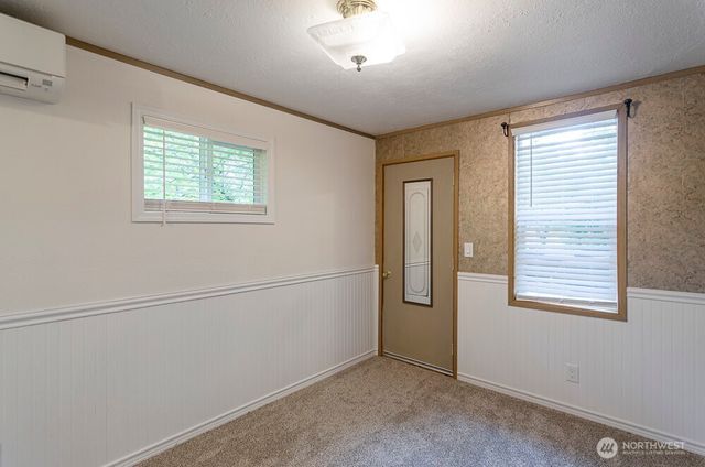 17631 Old Barn Road SE, Yelm, WA 98597