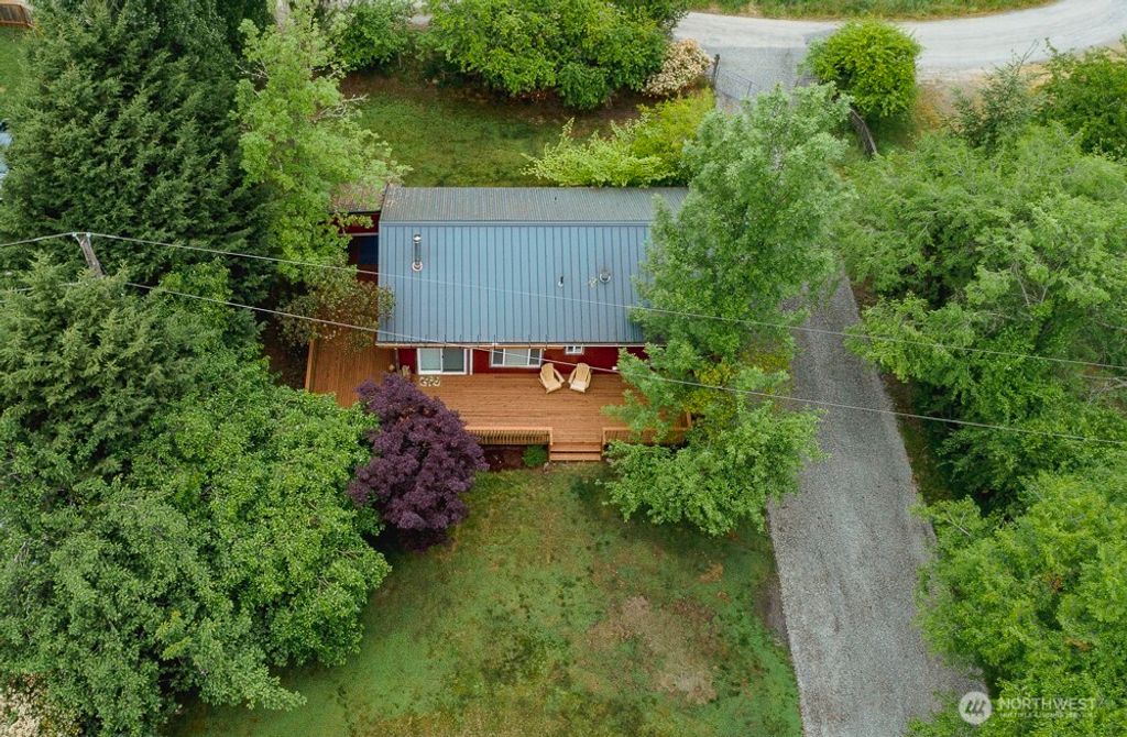 17631 Old Barn Road SE, Yelm, WA 98597