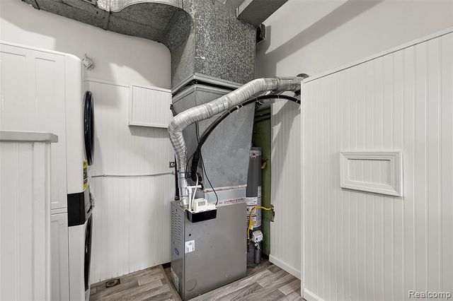 24221 Cloverlawn Street, Oak Park, MI 48237