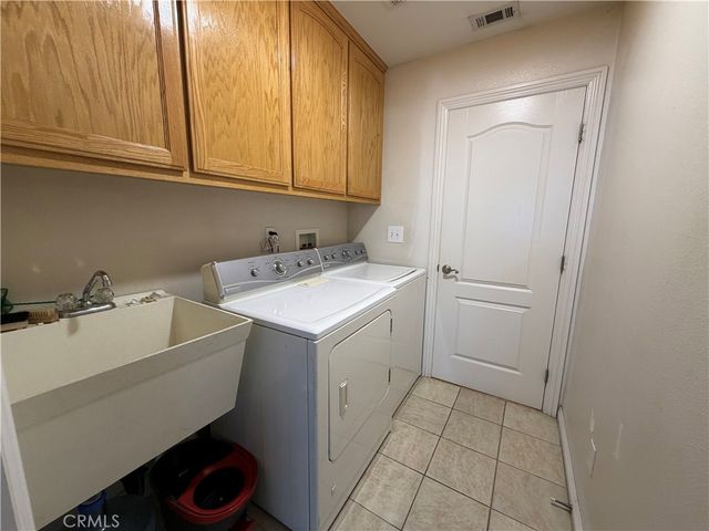 16307 Sholic, Victorville, CA 92395