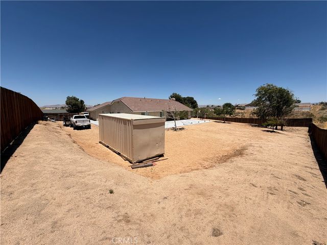 16307 Sholic, Victorville, CA 92395
