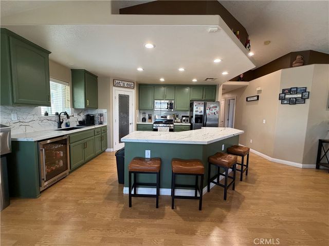 16307 Sholic, Victorville, CA 92395