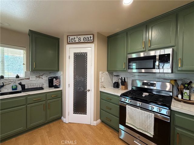 16307 Sholic, Victorville, CA 92395