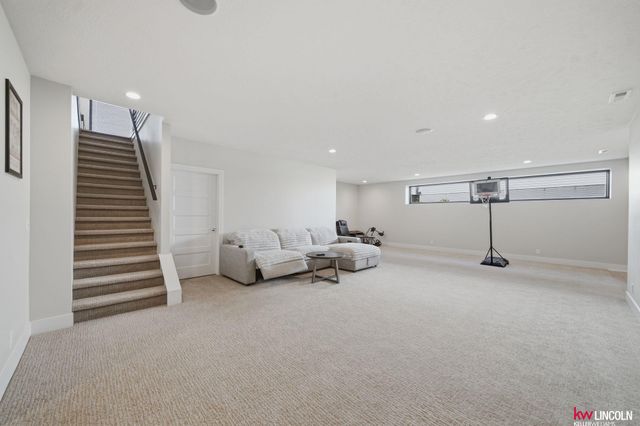 740 W Panorama Road, Lincoln, NE 68523