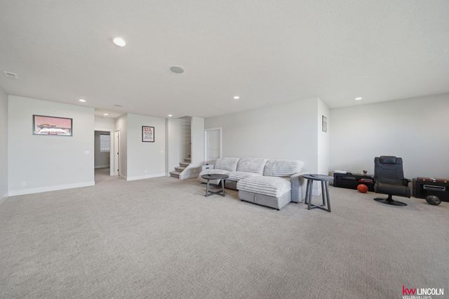740 W Panorama Road, Lincoln, NE 68523