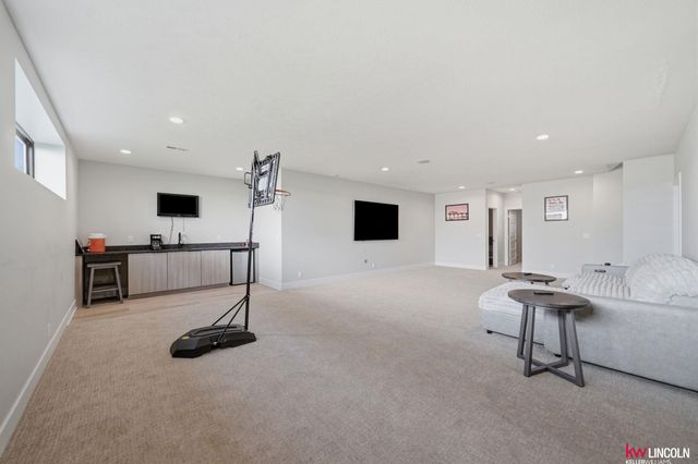 740 W Panorama Road, Lincoln, NE 68523