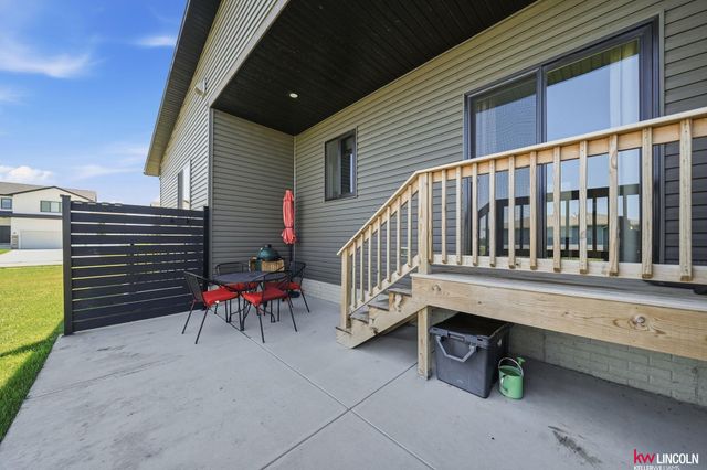 740 W Panorama Road, Lincoln, NE 68523