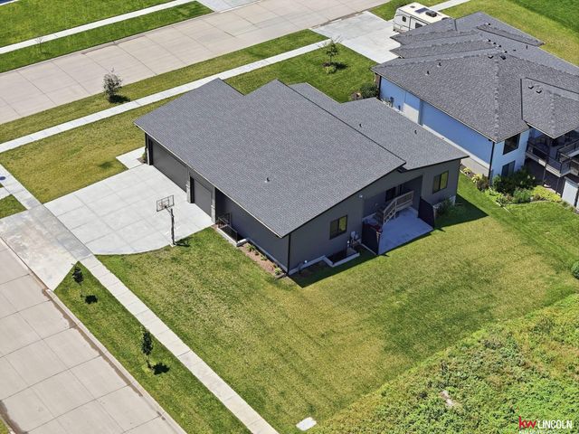 740 W Panorama Road, Lincoln, NE 68523