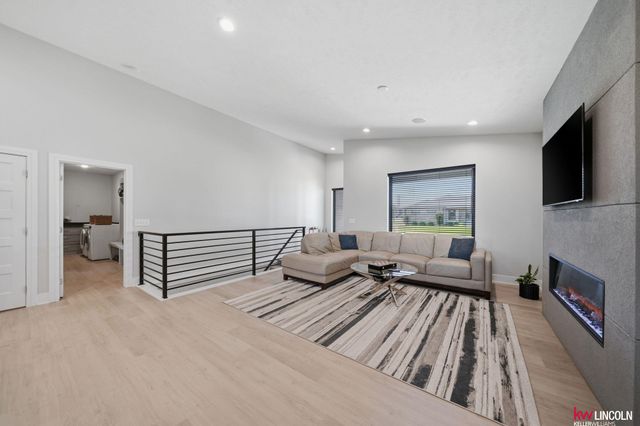 740 W Panorama Road, Lincoln, NE 68523