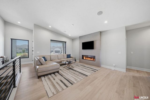 740 W Panorama Road, Lincoln, NE 68523