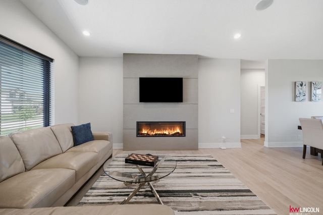 740 W Panorama Road, Lincoln, NE 68523