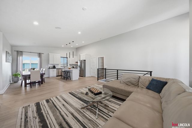 740 W Panorama Road, Lincoln, NE 68523