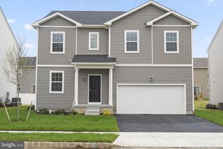 4 HANDBELL LN, Sicklerville, NJ 08081