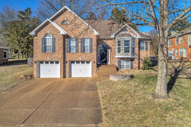 2015 Woods Run, Mount Juliet, TN 37122