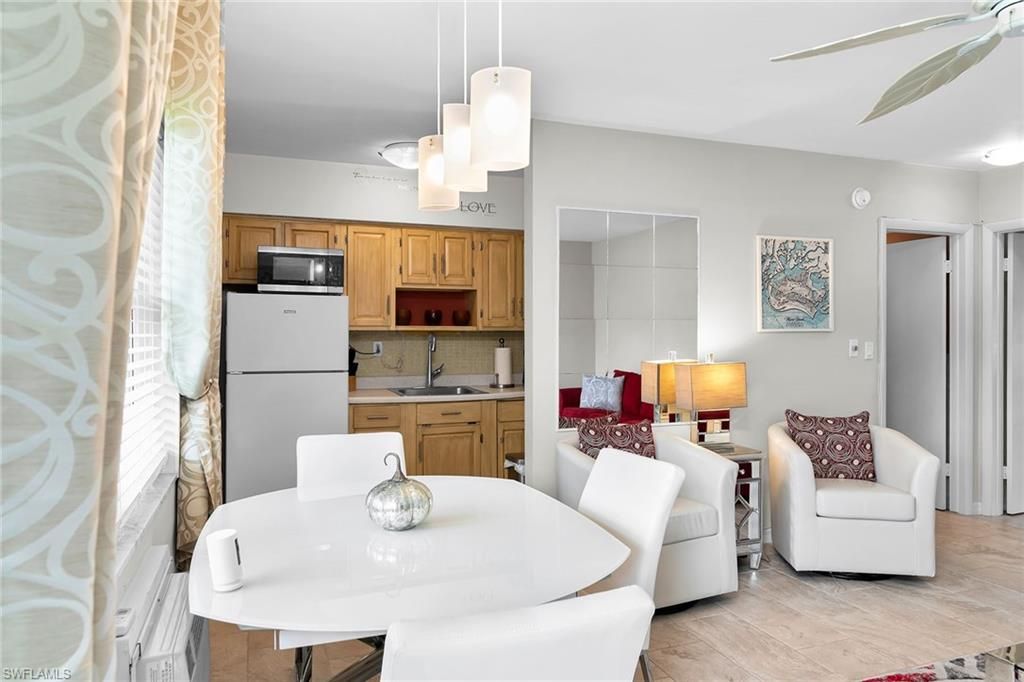 235 Seaview CT B2, MARCO ISLAND, FL 34145 — photo 5